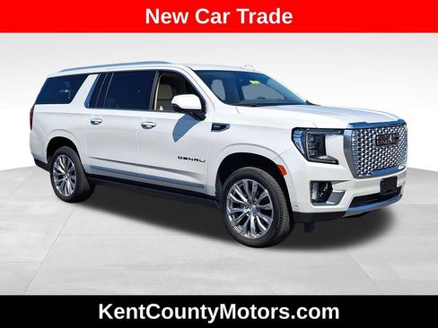 Used 2024 GMC Yukon XL Denali w/ Denali Reserve Package AWD/4WD image 1