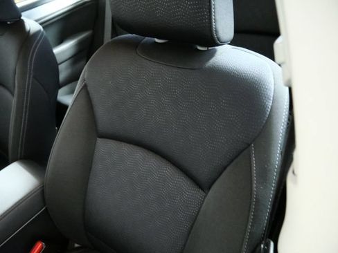 Used 2016 Subaru Legacy 2.5i Premium AWD/4WD image 17