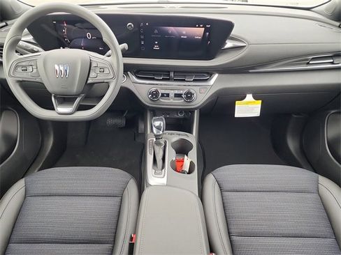 New 2026 Buick Envista Preferred image 18