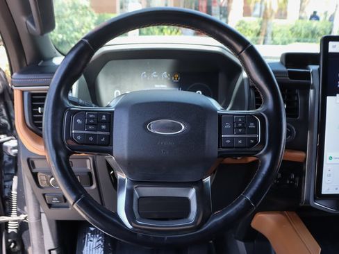 Used 2024 Ford Expedition Max Platinum AWD/4WD image 25