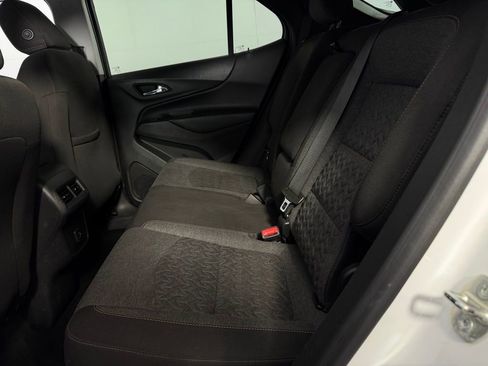 Used 2022 Chevrolet Equinox LT image 26