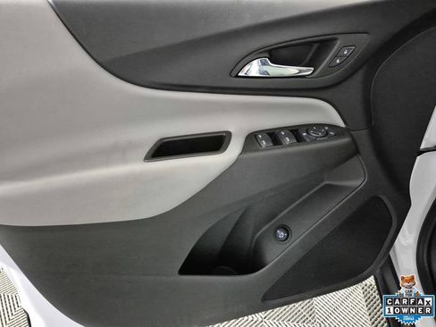 Used 2024 Chevrolet Equinox LT AWD/4WD image 16