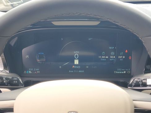 New 2026 Lincoln Corsair Premiere image 19