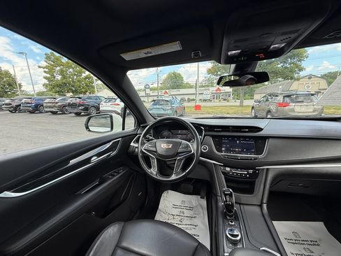 Used 2021 Cadillac XT5 Premium Luxury AWD/4WD image 14