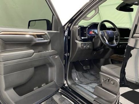 Used 2024 Chevrolet Silverado 1500 RST w/ Convenience Package II image 28