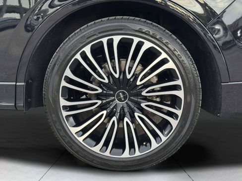 Used 2025 Lincoln Aviator Black Label AWD/4WD image 65