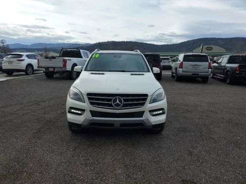 Used 2014 Mercedes-Benz ML 350 BlueTEC 4MATIC image 3