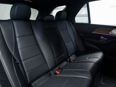 Used 2021 Mercedes-Benz GLE 350 4MATIC image 24