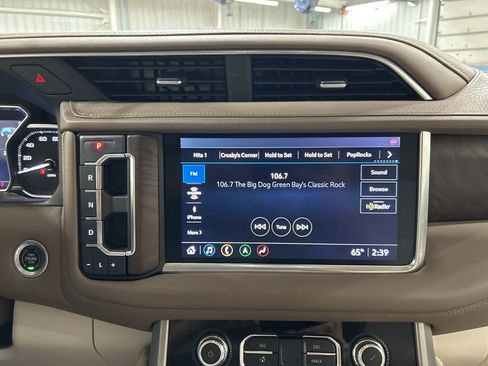 Used 2021 GMC Yukon Denali image 18
