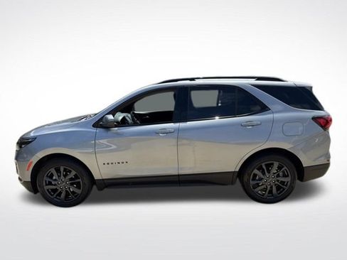 Used 2024 Chevrolet Equinox RS FWD image 4