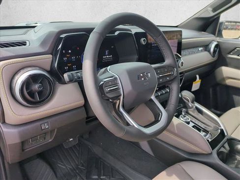 New 2026 Chevrolet Colorado ZR2 w/ Technology Package AWD/4WD image 3