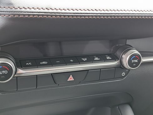 New 2026 MAZDA MAZDA3 2.5 S Sedan w/ Preferred Pkg FWD image 30
