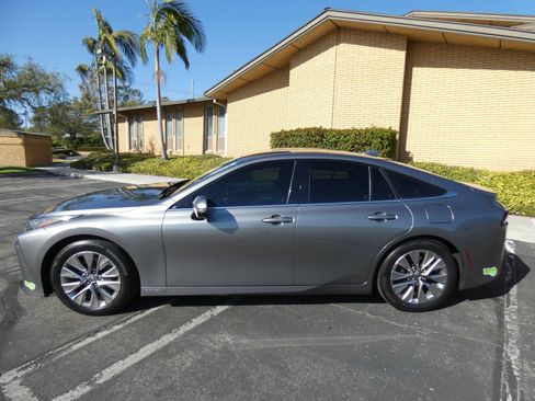 Used 2023 Toyota Mirai image 15