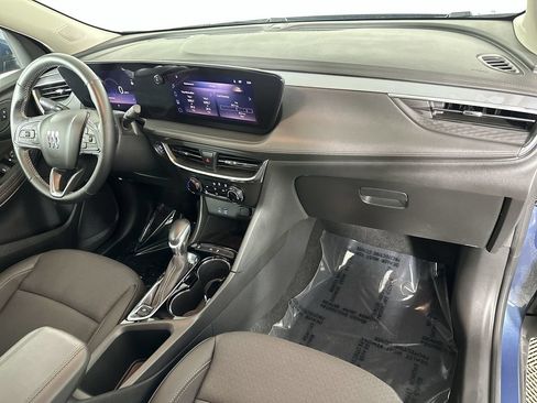 Used 2024 Buick Encore GX Preferred w/ Comfort Package FWD image 31
