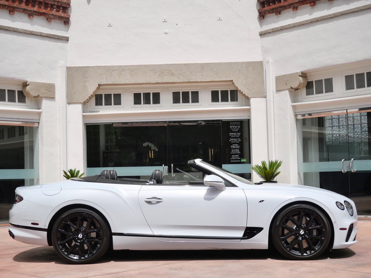 Used 2023 Bentley Continental GT V8 AWD/4WD image 5