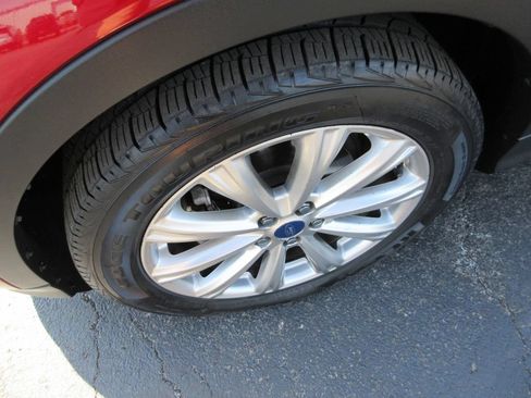 Used 2017 Ford Escape Titanium FWD image 14