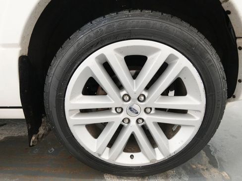 Used 2016 Ford Expedition Limited w/ Equipment Group 301A image 12