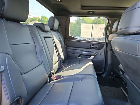 Used 2024 Toyota Tundra Platinum AWD/4WD image 17