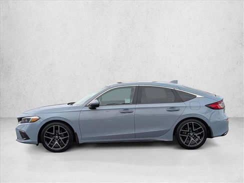 Used 2022 Honda Civic Sport Touring image 9