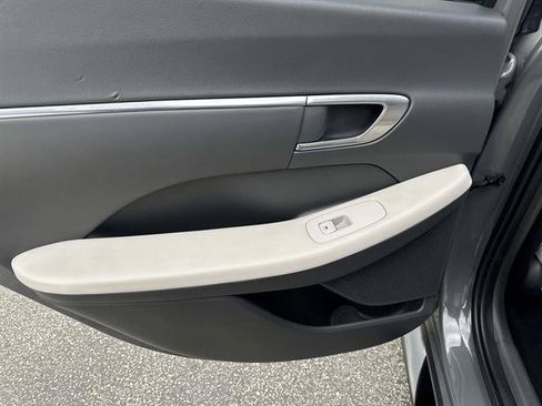 Used 2023 Hyundai Sonata SEL w/ Cargo Package FWD image 11