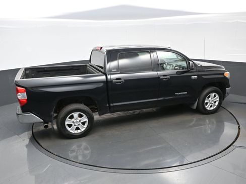 Used 2017 Toyota Tundra SR5 image 40