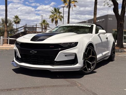 Used 2019 Chevrolet Camaro SS RWD image 1