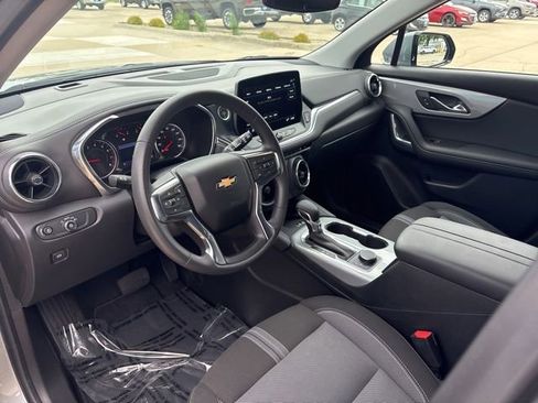 Used 2023 Chevrolet Blazer LT w/ Convenience Package FWD image 13