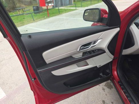 Used 2014 GMC Terrain SLT image 17