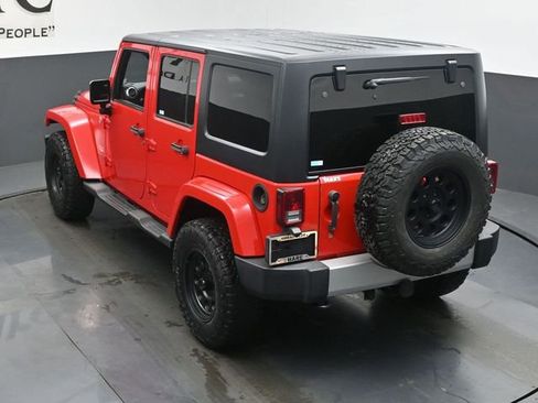 Used 2015 Jeep Wrangler Unlimited Sahara AWD/4WD image 40