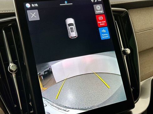 New 2026 Volvo XC90 B5 Core AWD/4WD image 14