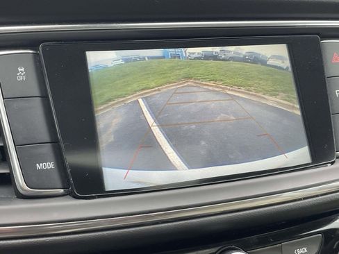 Used 2019 Buick Enclave Premium w/ LPO, Luxury Package image 21