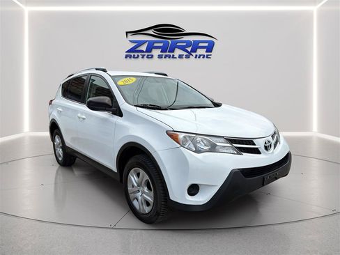 Used 2015 Toyota RAV4 LE AWD/4WD image 9
