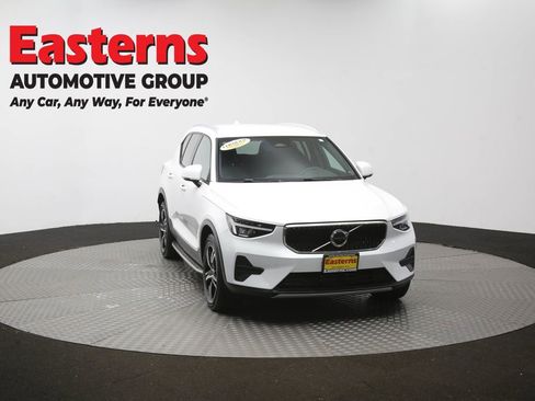 Used 2023 Volvo XC40 B5 Core AWD/4WD image 52
