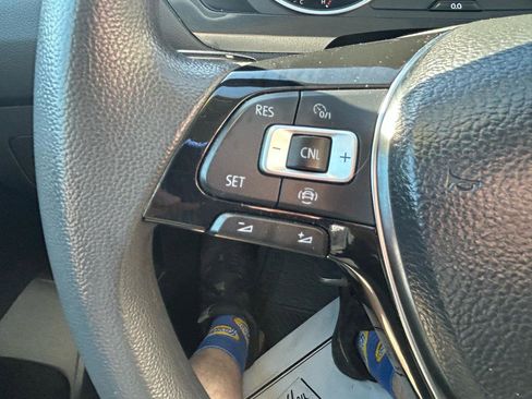 Used 2020 Volkswagen Tiguan S AWD/4WD image 18