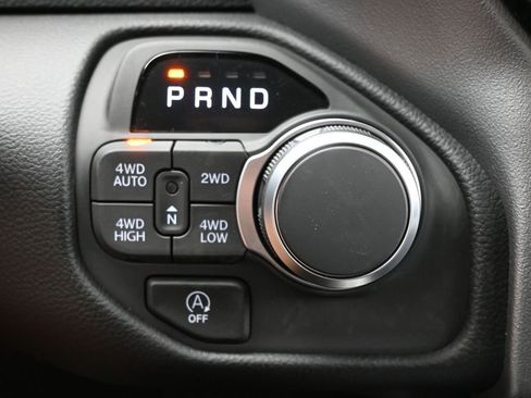 New 2026 RAM 1500 Big Horn AWD/4WD image 24