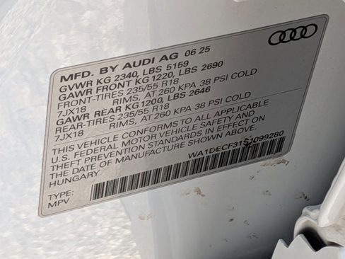 Certified 2025 Audi Q3 2.0T Premium w/ Convenience Package image 25