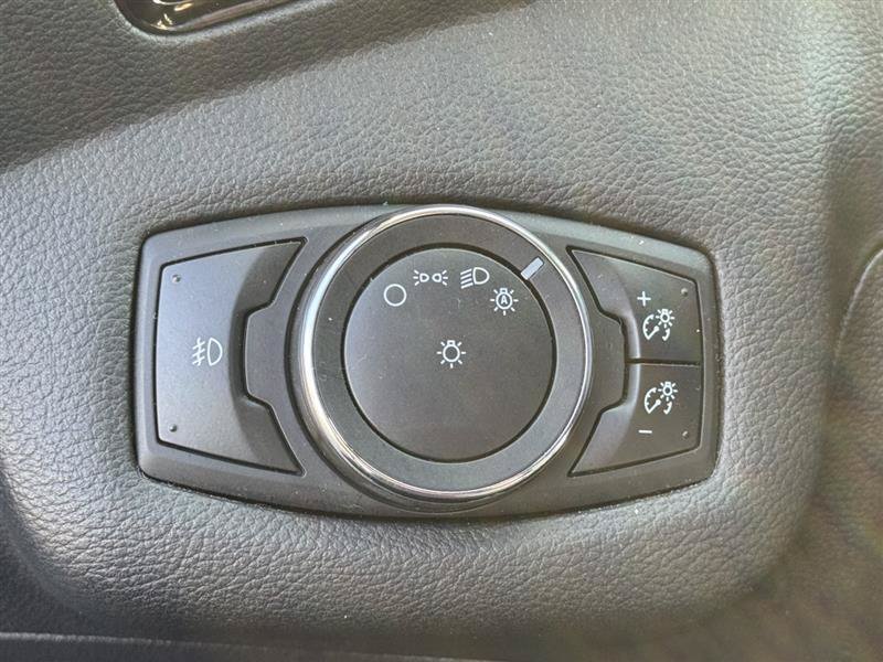Used 2014 Ford Escape Titanium w/ Equipment Group 401A FWD image 23