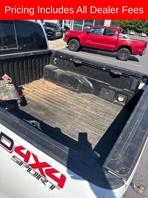 Used 2020 Toyota Tacoma TRD Sport w/ Technology Package AWD/4WD image 8
