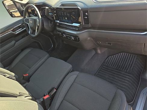 Used 2025 Chevrolet Silverado 1500 LT image 11