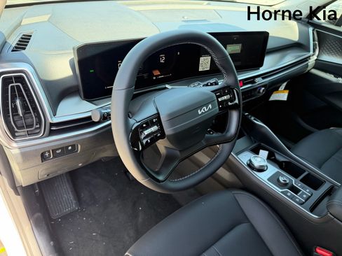 New 2026 Kia Sorento EX FWD image 11