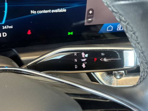 Certified 2024 Cadillac Lyriq Tech RWD image 31