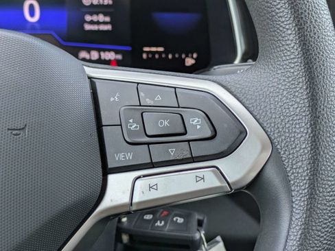 Certified 2022 Volkswagen Jetta S FWD image 33