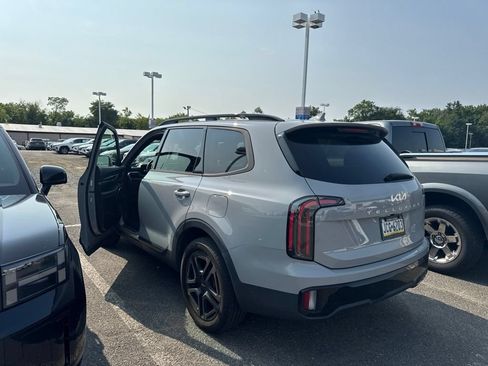 Used 2024 Kia Telluride SX Prestige X-Line AWD/4WD image 3
