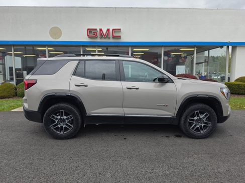 Used 2026 GMC Terrain AT4 w/ Convenience Package III AWD/4WD image 2