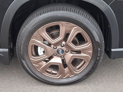 Certified 2025 Subaru Ascent Bronze Edition AWD/4WD image 8