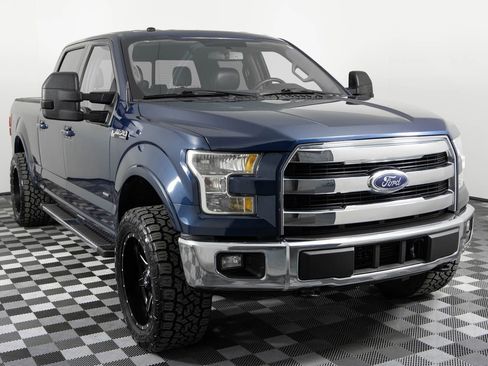 Used 2016 Ford F150 Lariat w/ Equipment Group 501A Mid image 11