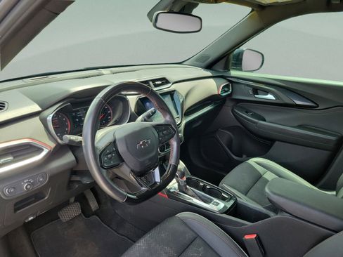 Used 2021 Chevrolet TrailBlazer RS w/ Sun and Liftgate Package FWD image 18