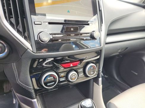 Used 2021 Subaru Forester Limited image 32