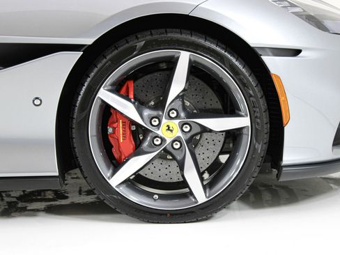 Certified 2023 Ferrari Portofino M RWD image 24