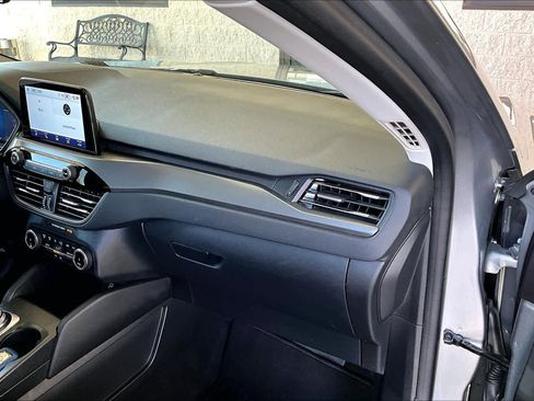 Certified 2024 Ford Escape Active image 18